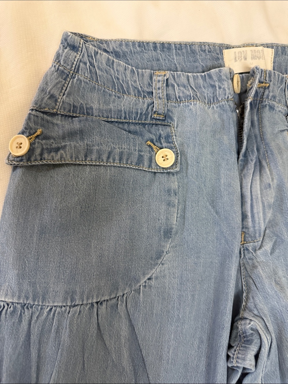 Women’s Light Blue Wide-Leg Flare Jeans - Picture 3 of 5